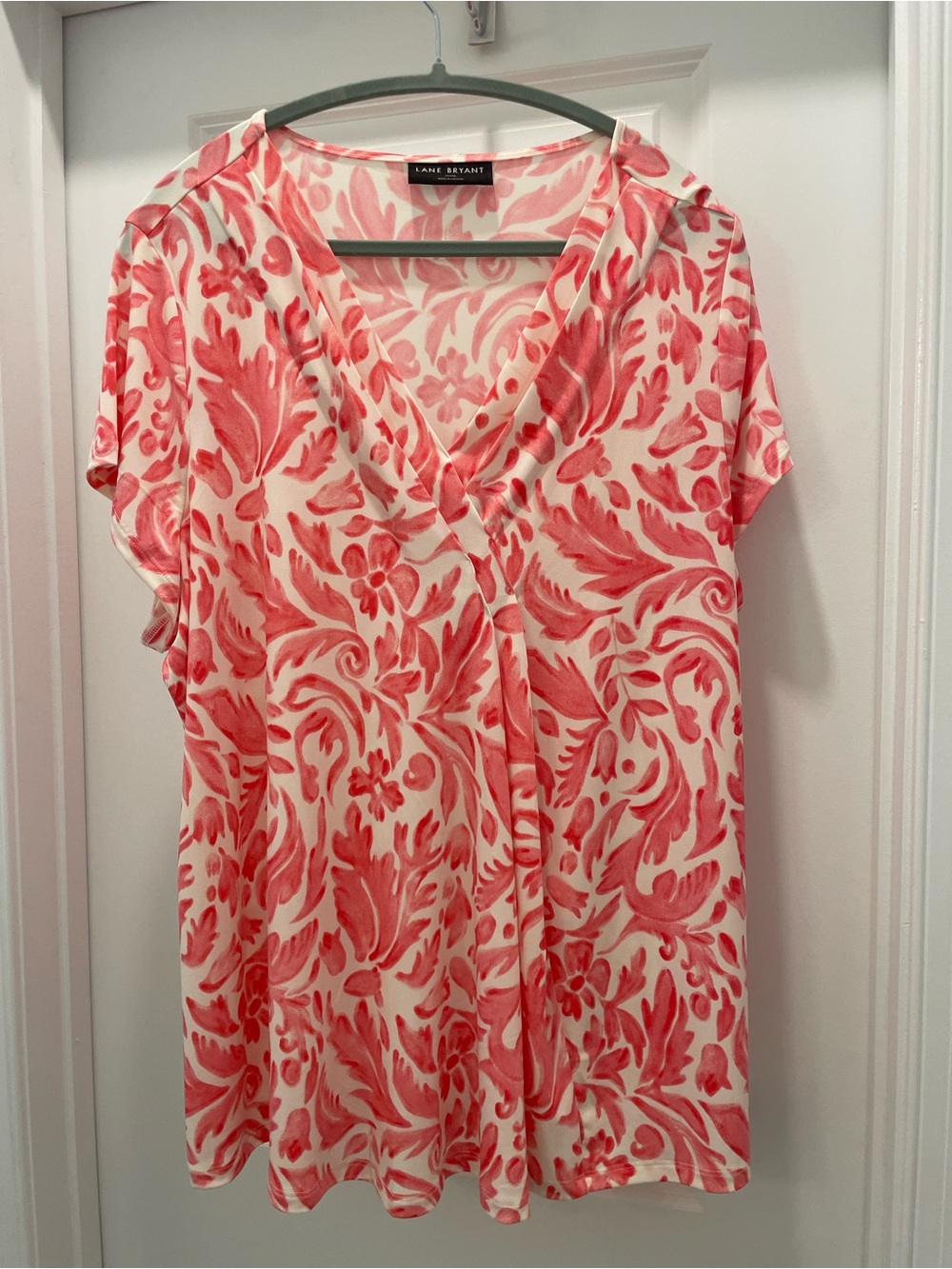 Lane Bryant Coral Pink Print V-Neck Womens Top
